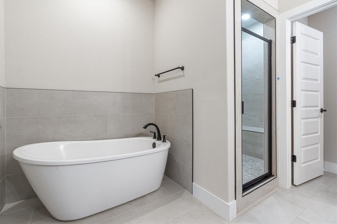 WALNUT GROVE SUB PH 1-BENTONVILLE - Residential Lease