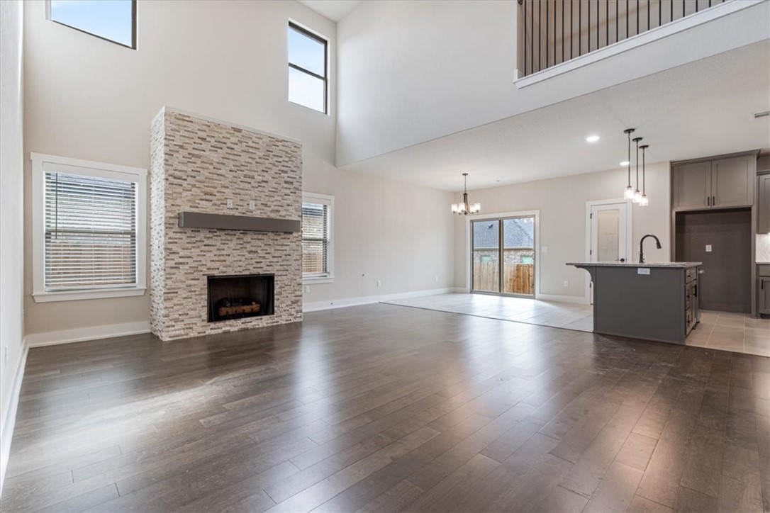 WALNUT GROVE SUB PH 1-BENTONVILLE - Residential Lease