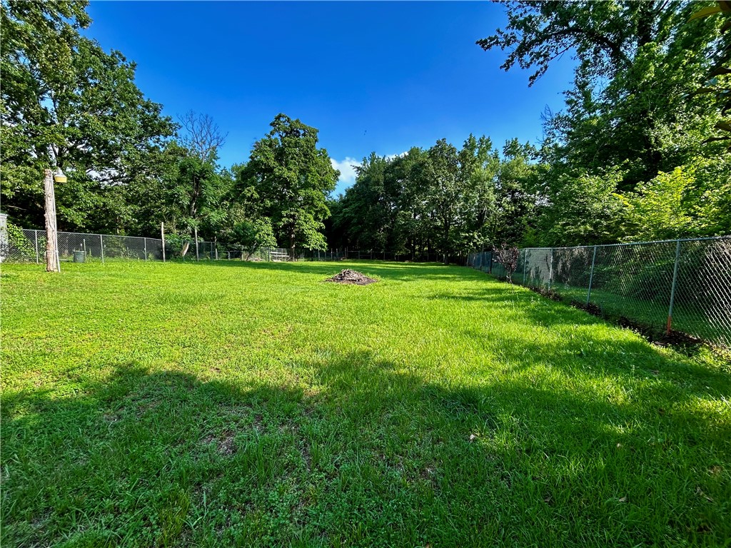 Clarksville 3923 - Residential