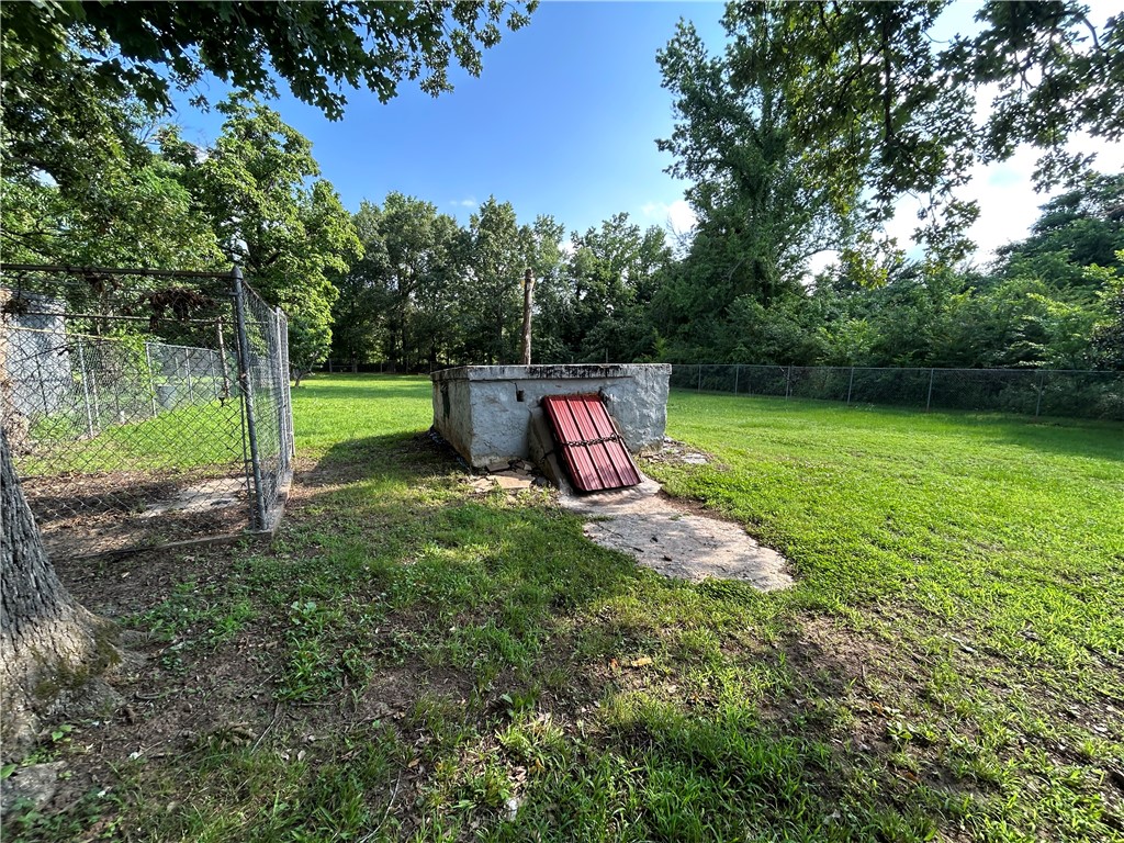 Clarksville 3923 - Residential