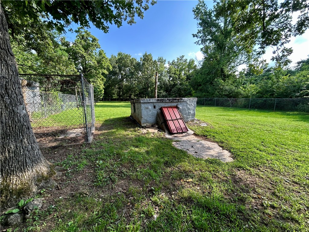 Clarksville 3923 - Residential