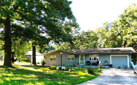 Photo of 17 Ipswich Drive, Bella Vista, AR 72714 (MLS # 1352177)