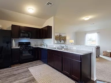 WALNUT HILL SUB PH V-PEA RIDGE - Residential