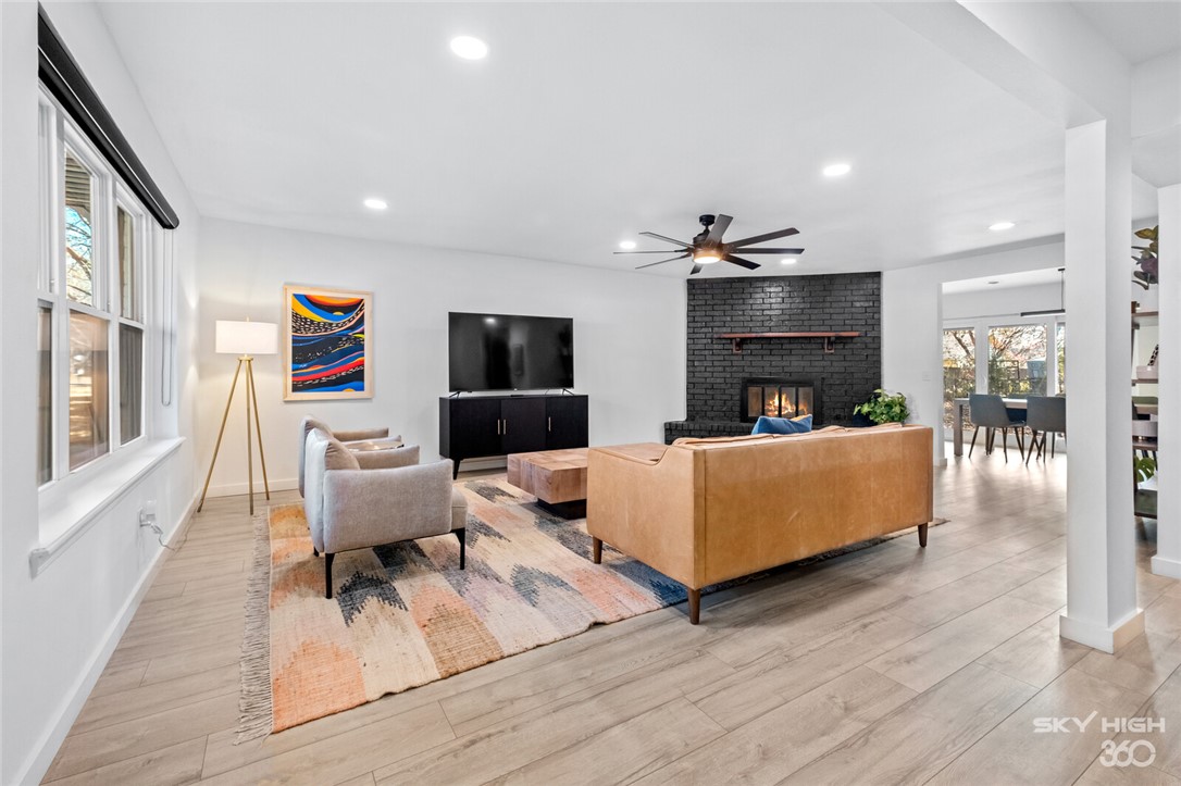 Turtle Creek Place Unit 1-Rogers - Residential Lease