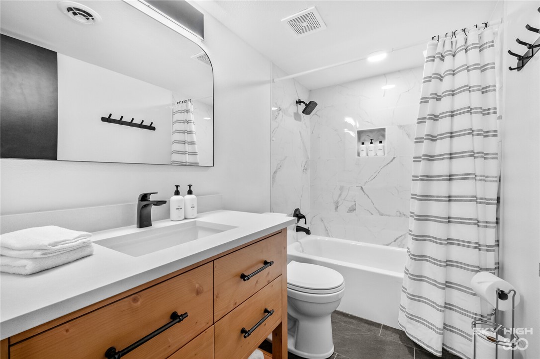 Turtle Creek Place Unit 1-Rogers - Residential Lease
