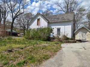 Tap the unlimited potential of this historic home just waiting to be brought back to a modern jewel. All #s are approx, square footage per assessor, owner agent, selling as-is.