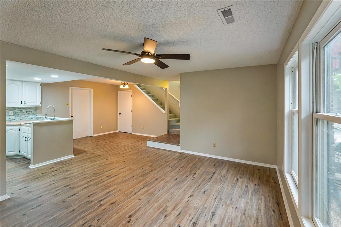 Drake Courts - Residential