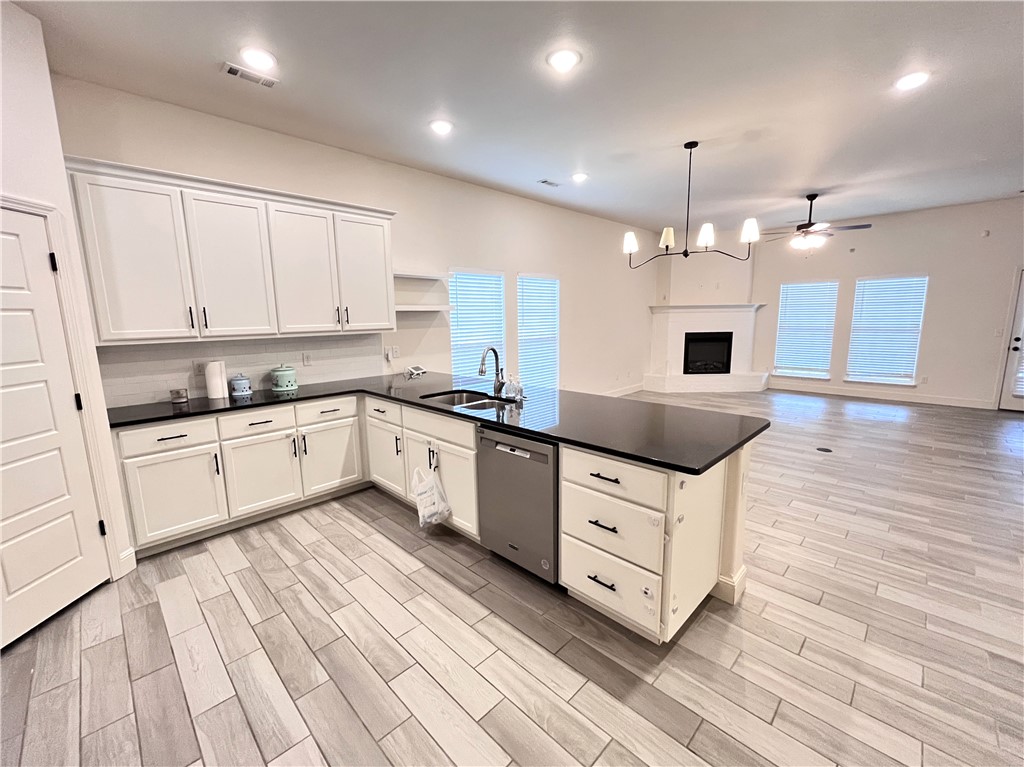 Woodward Hills - Residential Lease