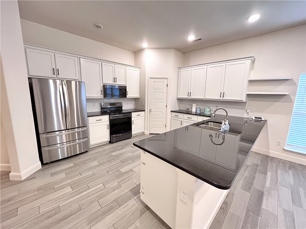 Woodward Hills - Residential Lease