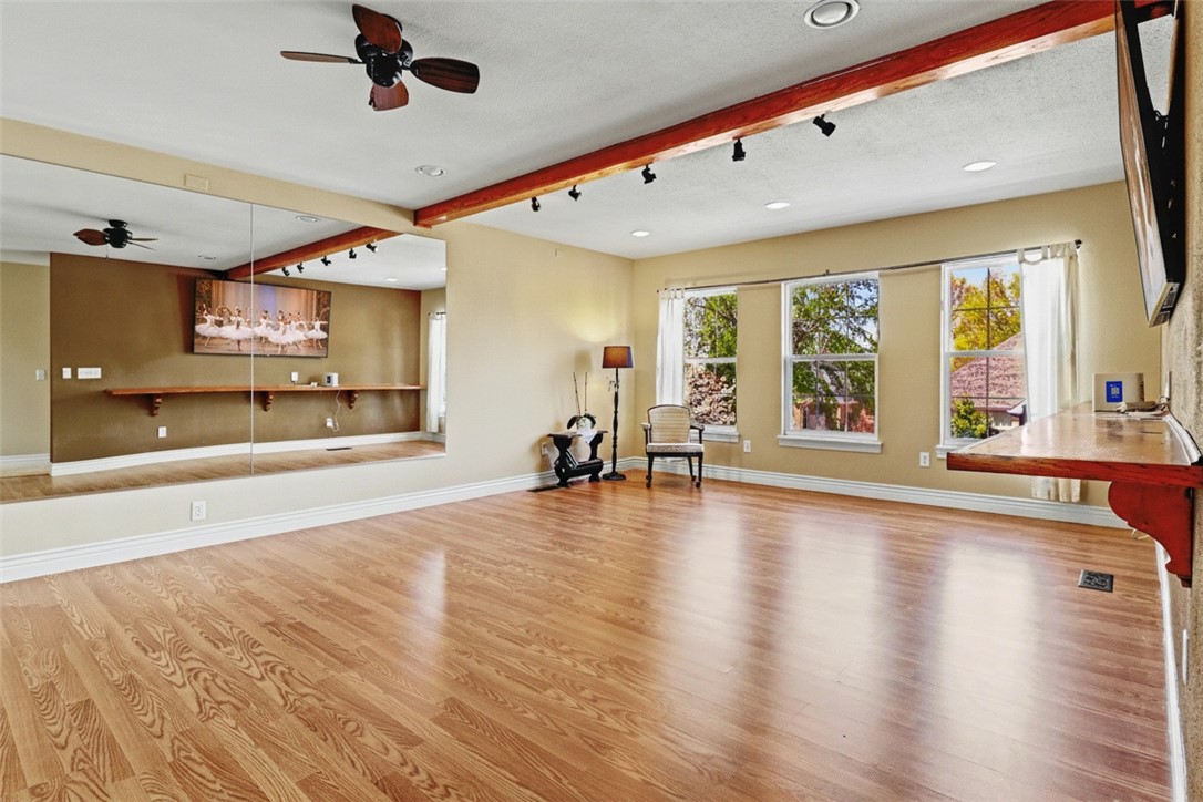 Highland Knolls - Residential