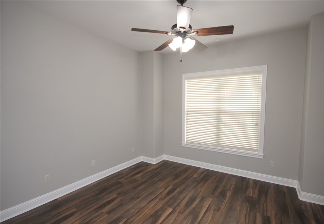 LYNDAL HEIGHTS PH 5-BENTONVILLE - Residential