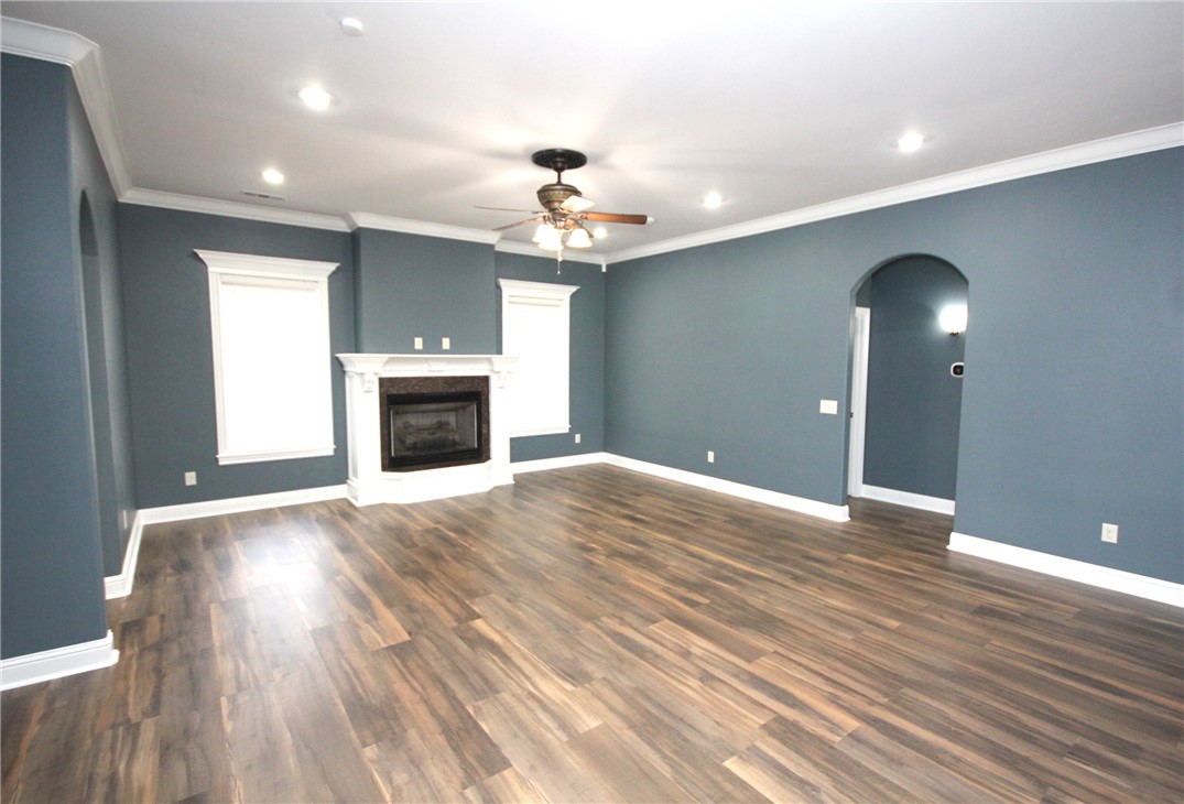 LYNDAL HEIGHTS PH 5-BENTONVILLE - Residential