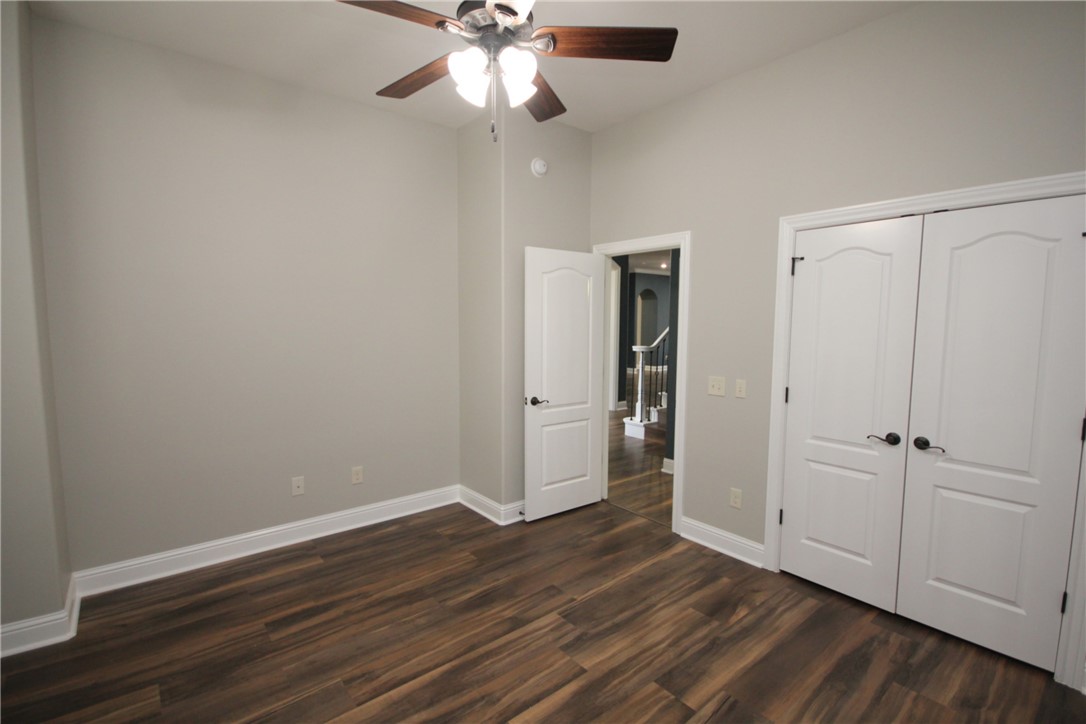 LYNDAL HEIGHTS PH 5-BENTONVILLE - Residential