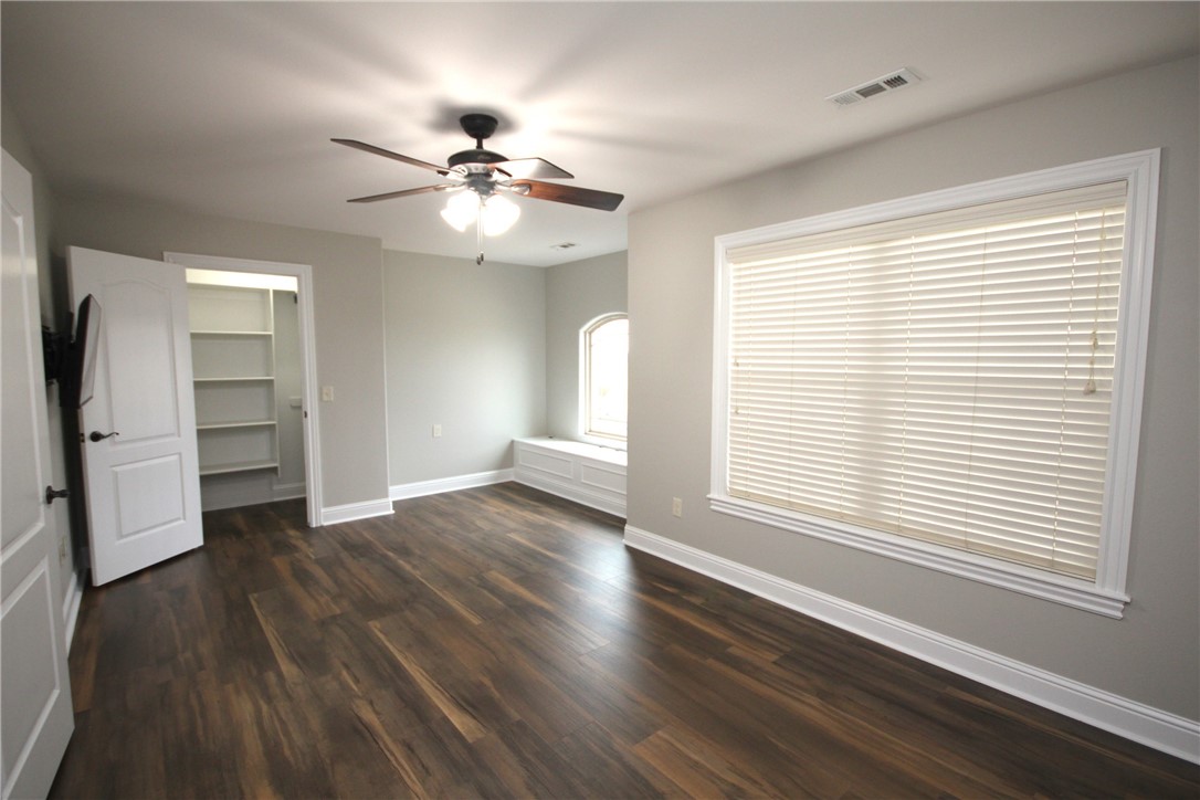 LYNDAL HEIGHTS PH 5-BENTONVILLE - Residential