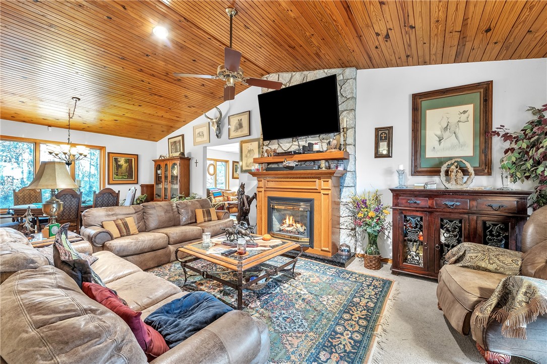 Unit 8 Holiday Island - Residential