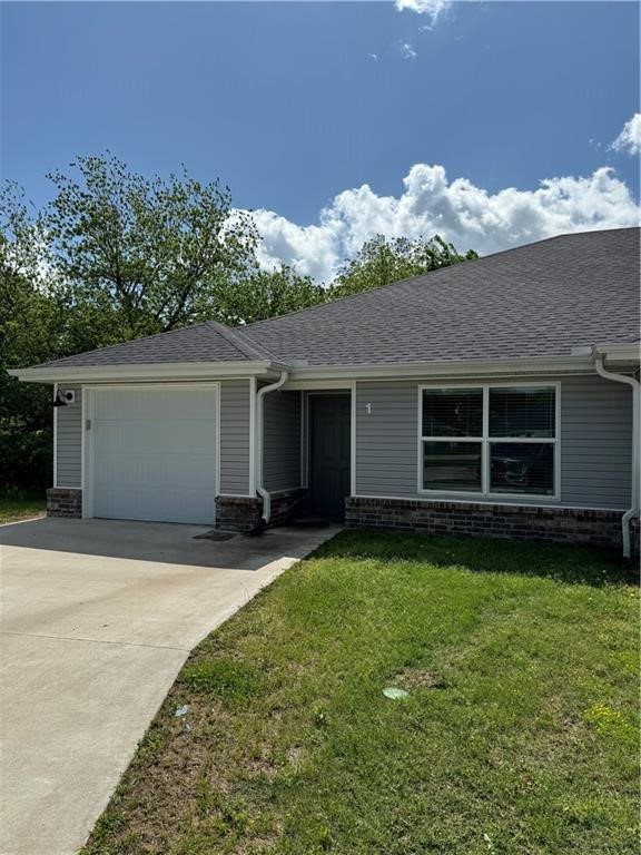 Enjoy comfortable and modern living in this 3 bedroom, 2 bath home showcasing granite countertops, stylish LVP floors, and blinds throughout. The kitchen is fully equipped with all major appliancesārefrigerator, microwave, electric range, dishwasherāplus washer and dryer for added convenience. Tucked at the back of a cul-de-sac, this home also provides ample parking. **$250 non-refundable pet deposit **