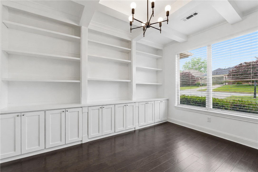 Champions Estates Rogers - Residential