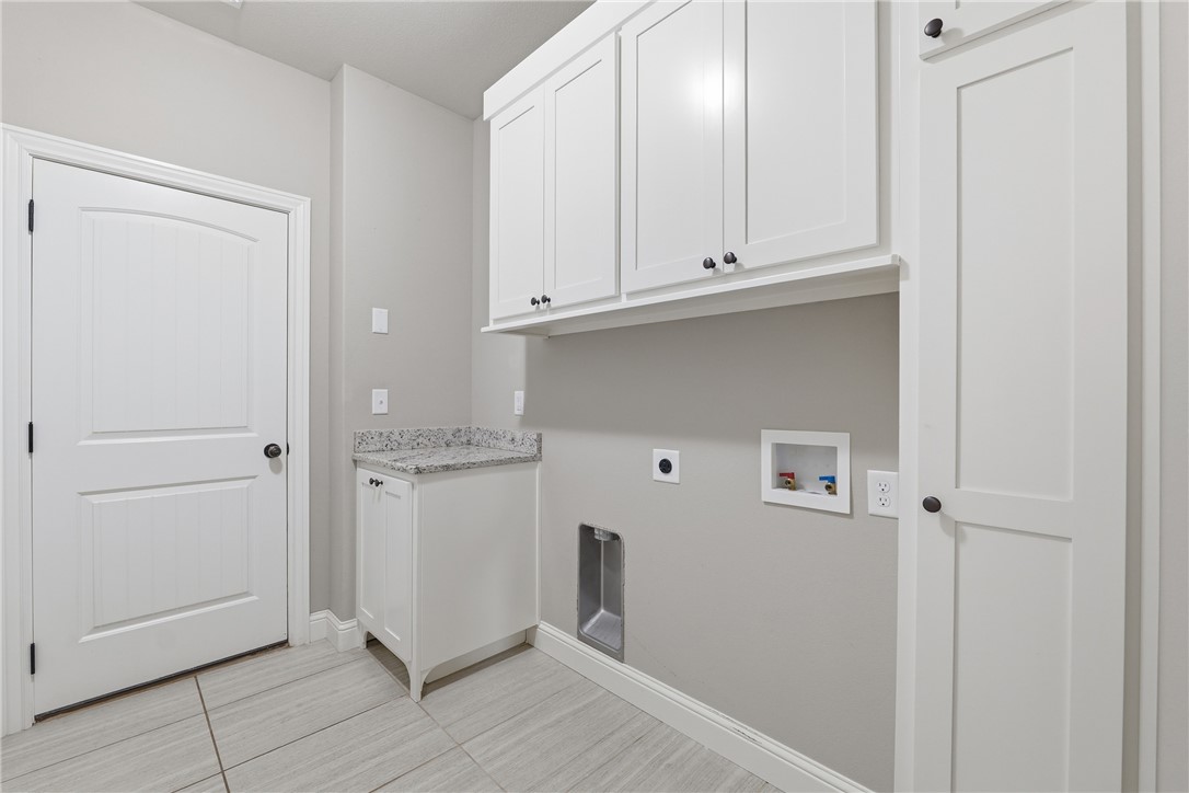 Champions Estates Rogers - Residential