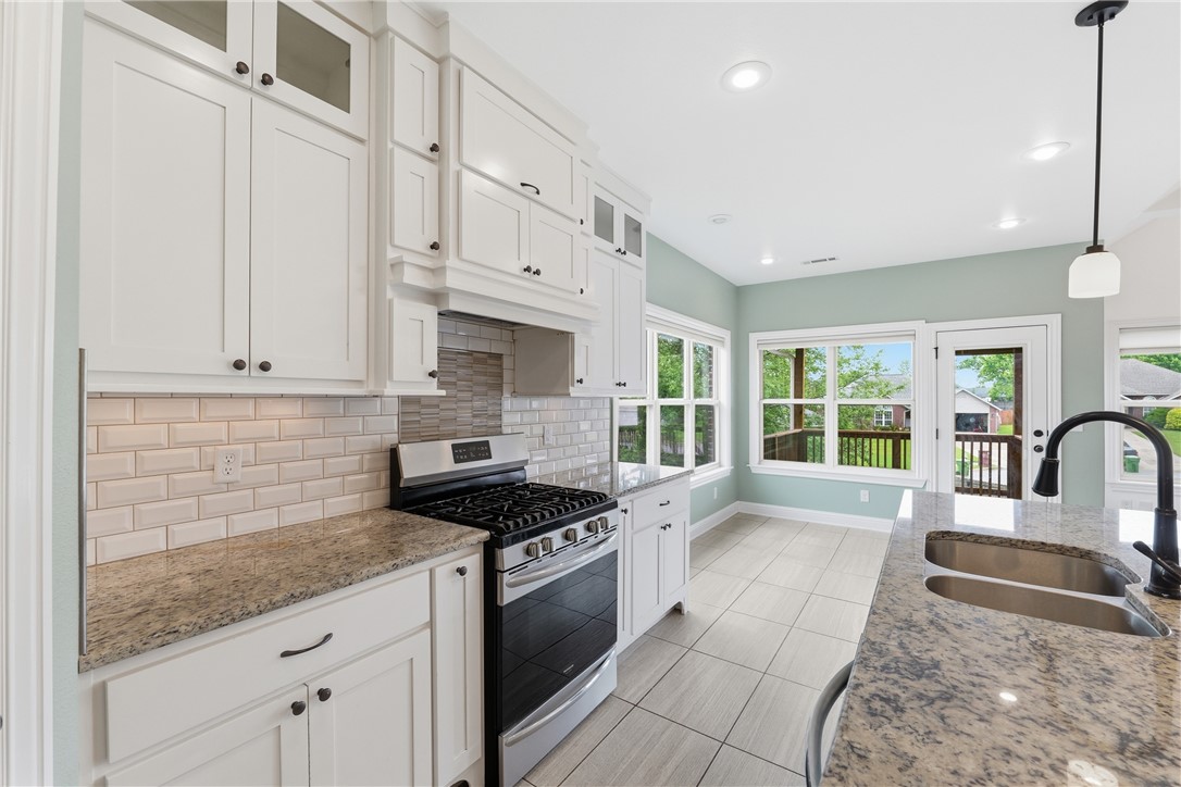 Champions Estates Rogers - Residential