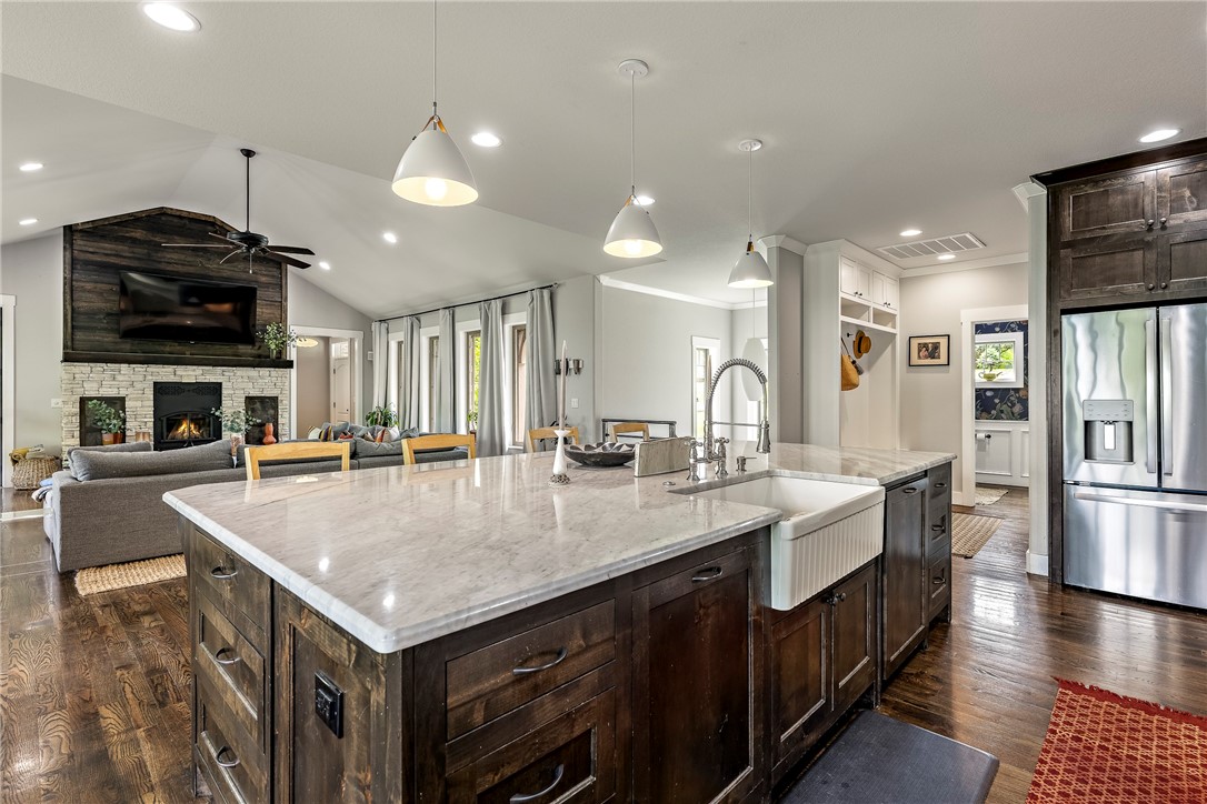 Mountain Lake Estates - Residential