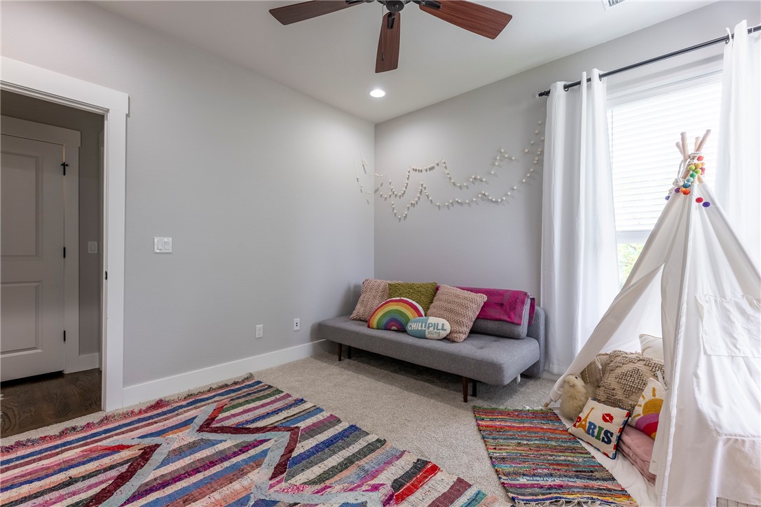 Mountain Lake Estates - Residential