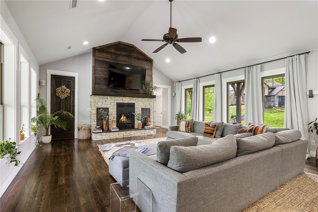 Mountain Lake Estates - Residential