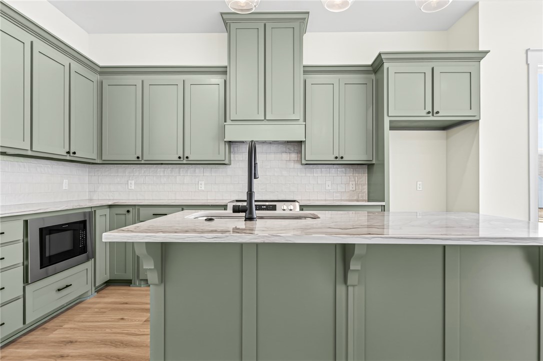 Wells Lake Cottages At Chaffee Crossing - Residential