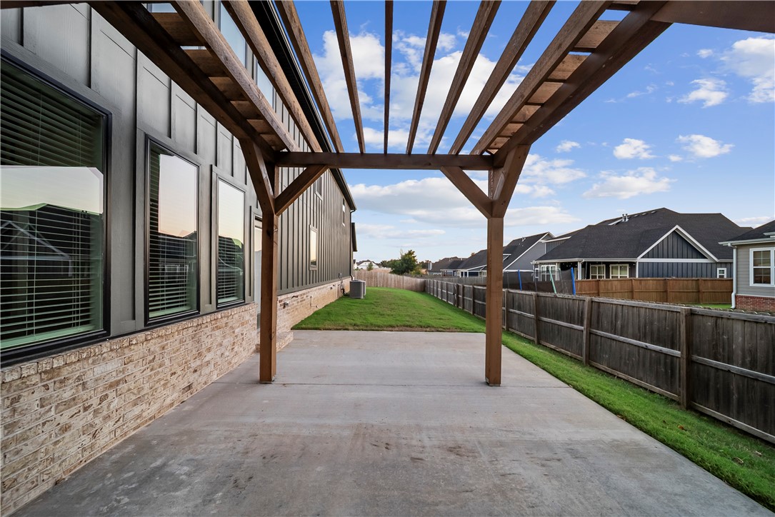 Sky Valley Estates Rogers - Residential
