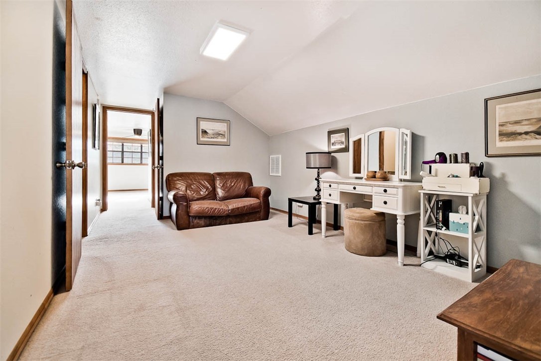 Woodridge Manor Rurban - Residential