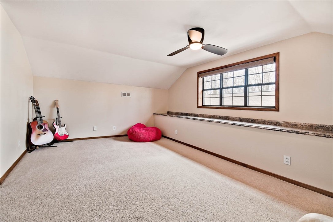 Woodridge Manor Rurban - Residential