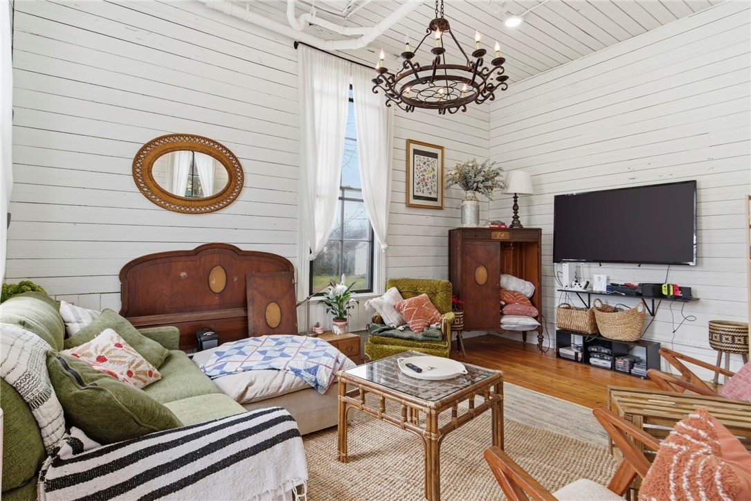 Farmington Original - Residential