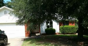 West Side location and close to all amenities is where you will find this cute home with nice fenced yard, set up for RV parking.Inside features 3 bedrooms, 2 baths, open living/dining area. Property sold as is where is, Case #031-413844. Must be bid online at www.hudhomestore.com. Property managed by www.chronossolutions.com