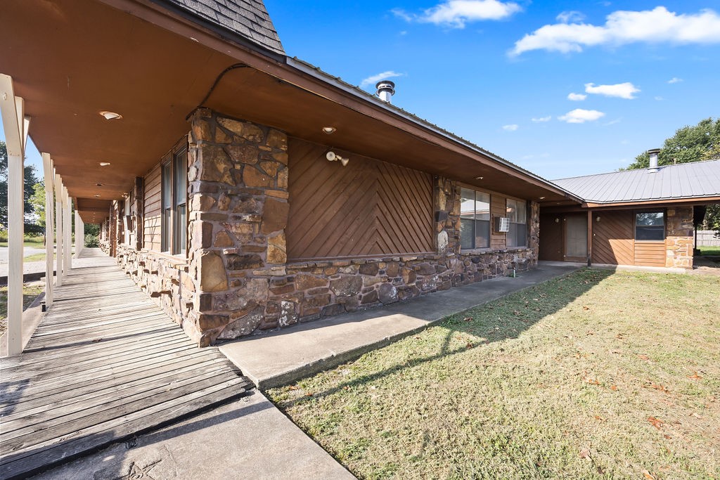 Gentry Orig Gentry - Commercial Lease