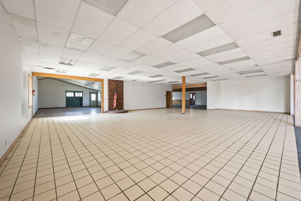 Gentry Orig Gentry - Commercial Lease