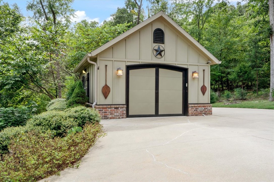 34-17-29 Goshen Outlots - Residential