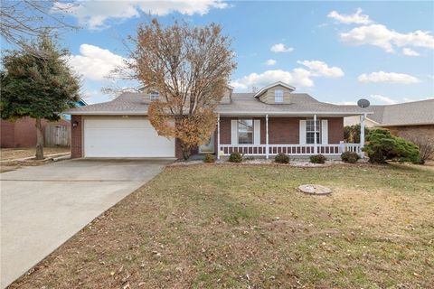 Photo of 4391 W Chaparral Lane, Fayetteville, AR 72704 (MLS # 1331249)