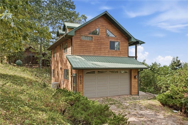 1152 COUNTY ROAD 220, EUREKA SPRINGS, AR 72631 - Image eaa1eee6cc2cef2529cd736f691a9c2a/2017179971