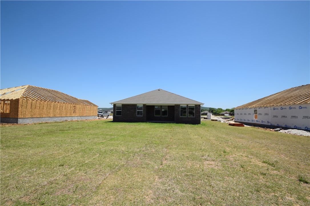 Wagon Wheel Crossing - Residential Lease