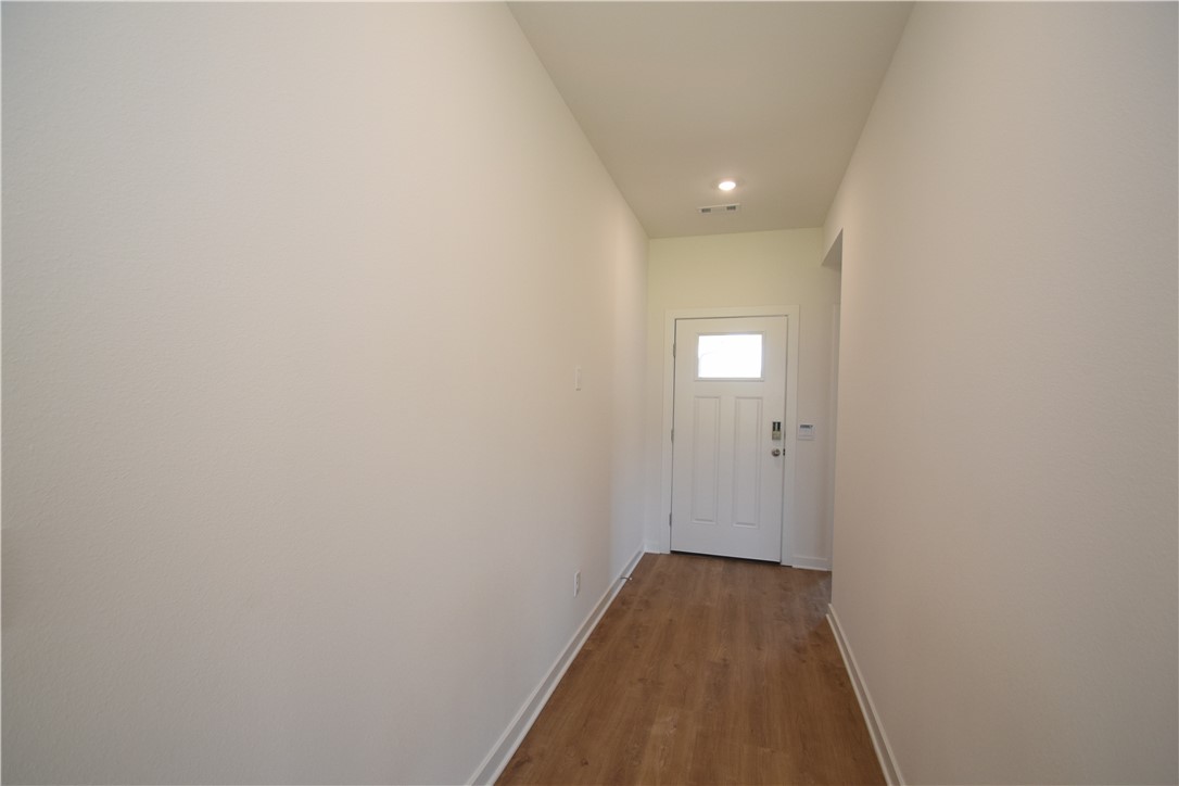 Wagon Wheel Crossing - Residential Lease