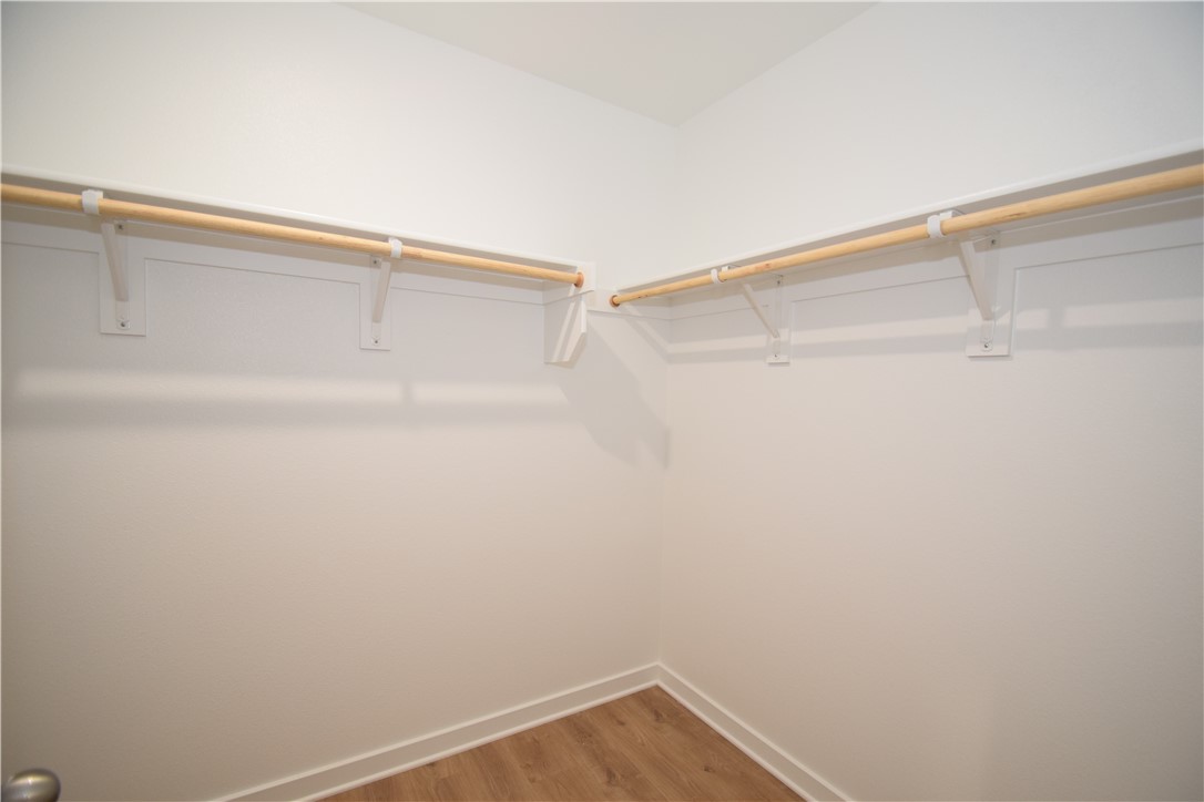 Wagon Wheel Crossing - Residential Lease