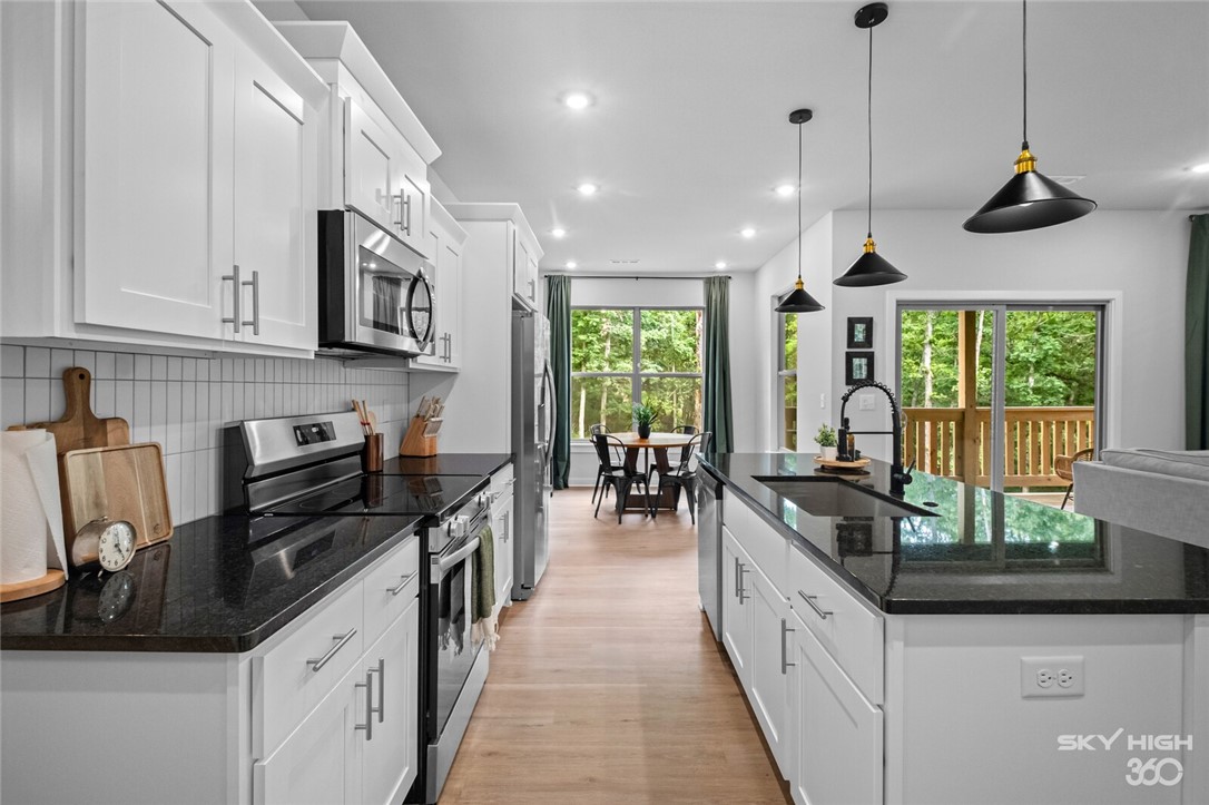 Rugby Sub Bvv - Residential Lease