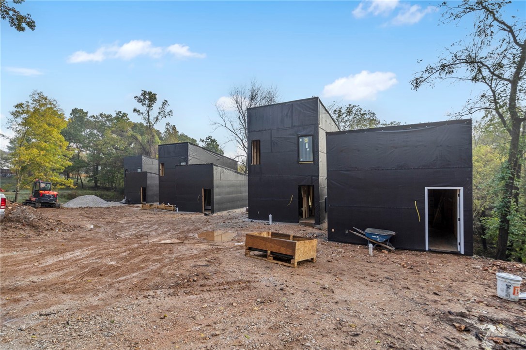 W A BURK'S ADD-BENTONVILLE - Residential