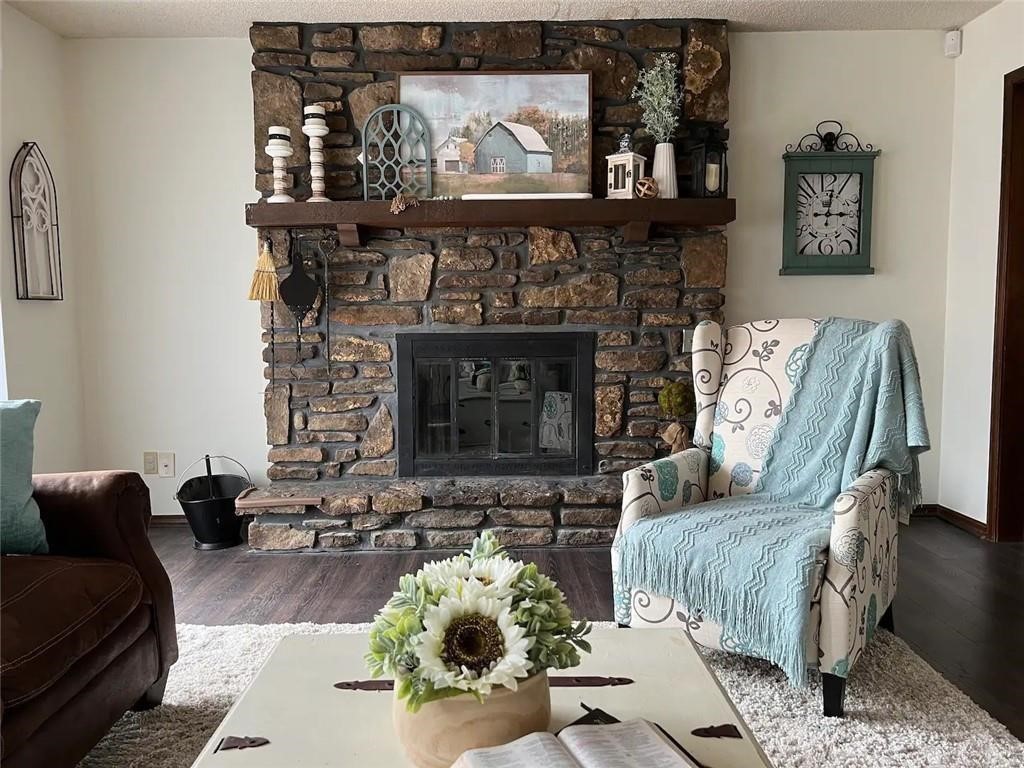 Harlow Sub Bvv - Residential Lease