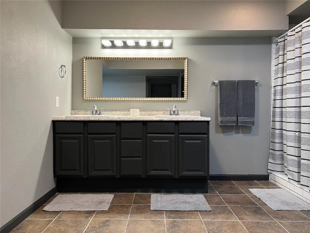 Harlow Sub Bvv - Residential Lease