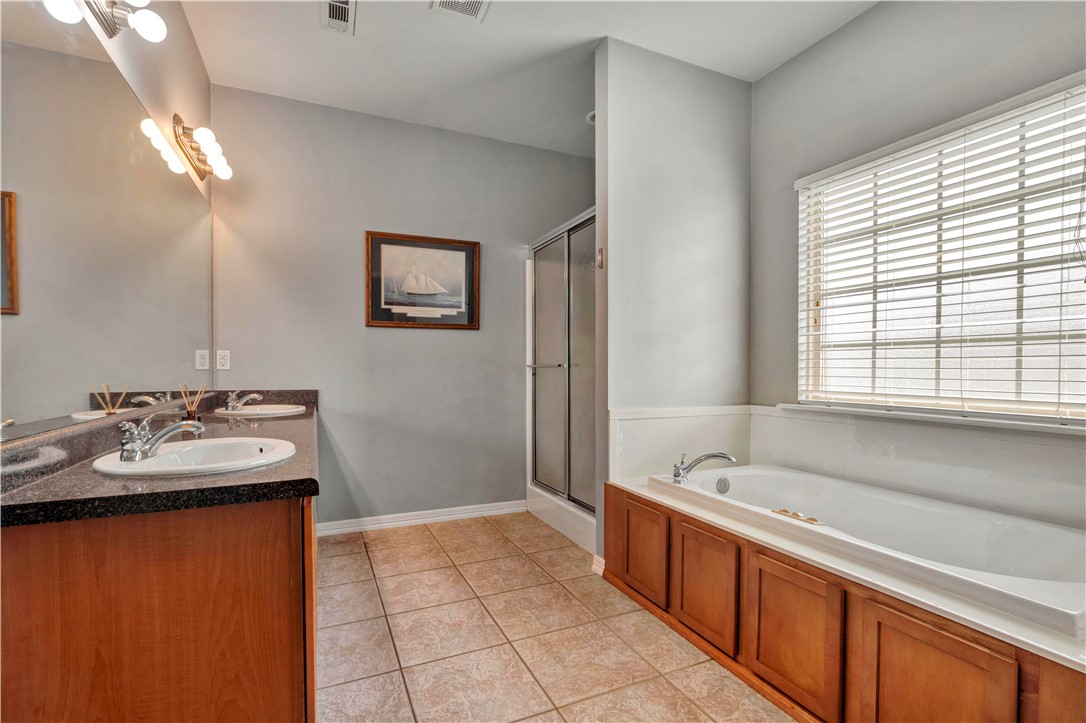 Elkins Outlots - Residential
