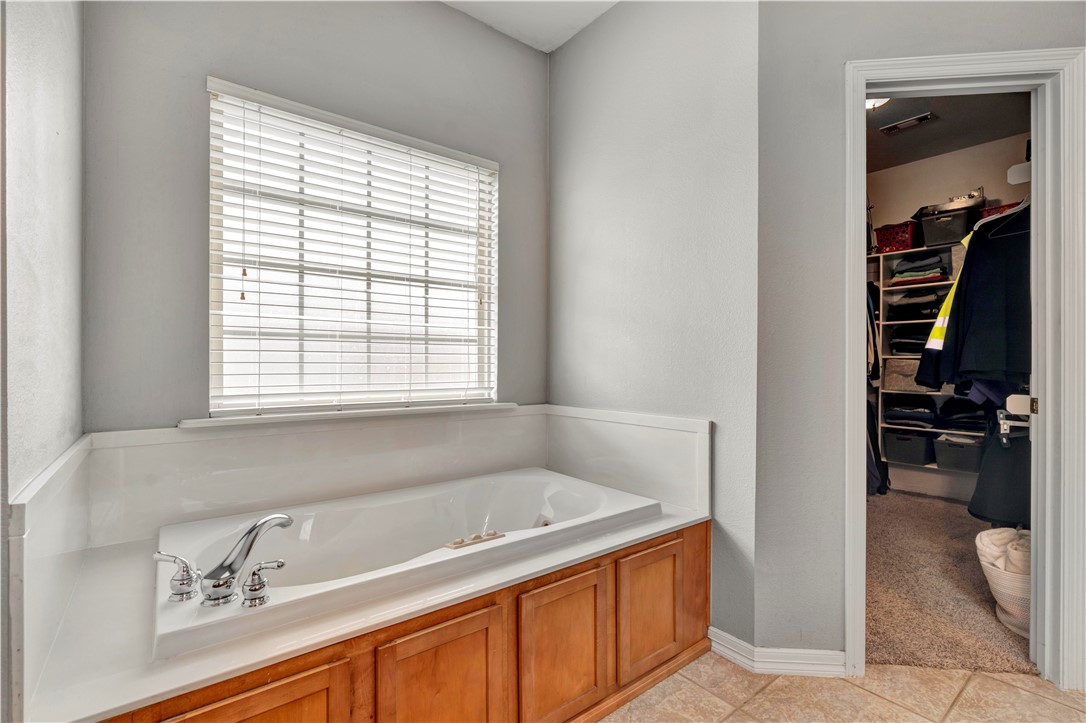 Elkins Outlots - Residential
