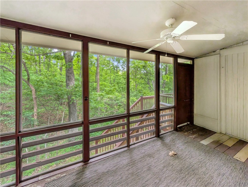 Townhouse Tct 3 A/K/A Drake Court Bvv - Residential