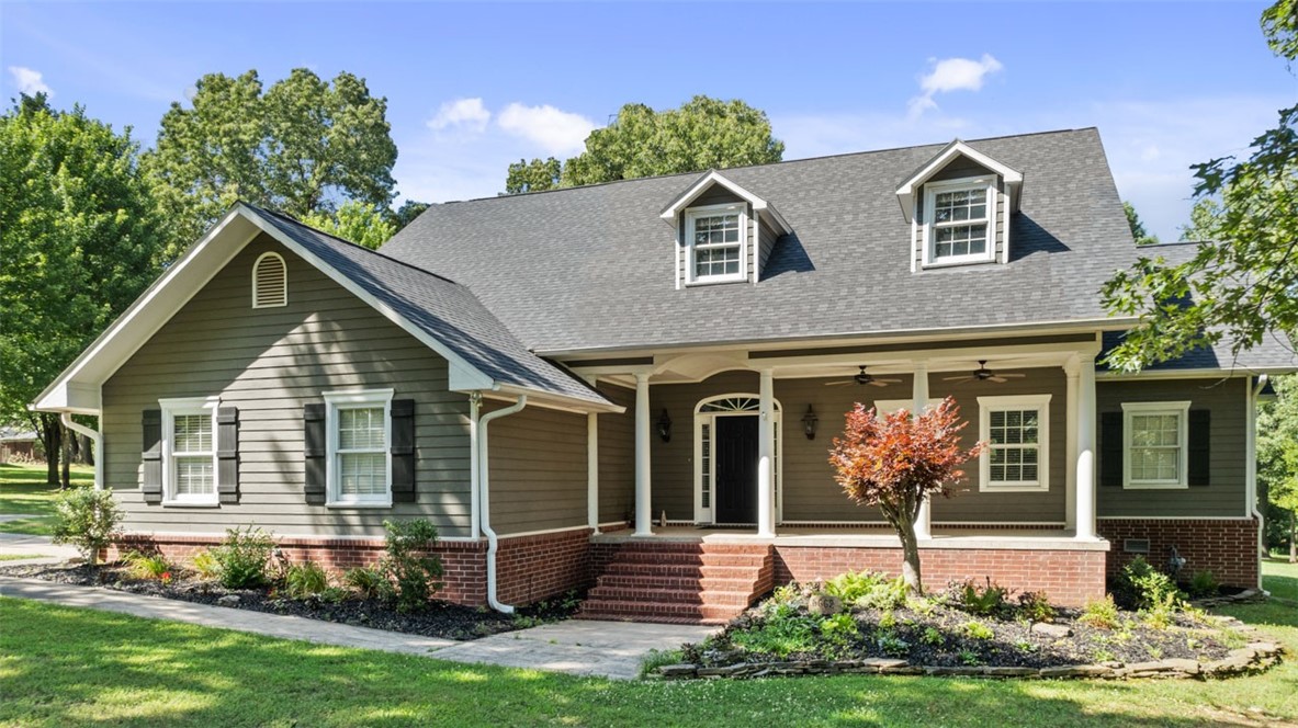 Tranquil, serene, perfect paradise could all be ways to describe this two-story, 3,282 sq ft, 4 bed, 3.5 bath with in-ground pool & outdoor retreat. Set on 2.89 beautiful acres in Double Tree Estates. Completely remodeled in 2020, new roof in 2020, new HVAC in 2017, fresh landscaping. All that you need to move in & enjoy for the rest of summer and before school starts. House sits on 1.88 acre, additional 1.01 acre is seperate (attached) parcel: 171-03584-001