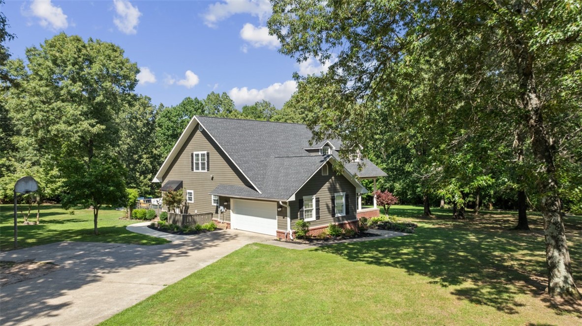 Double Tree Estates - Residential