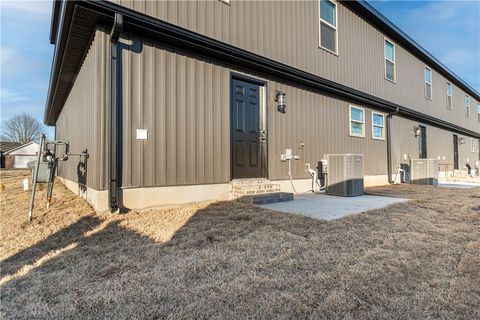 Townhouse in Gentry AR 507 Arkansas Street 26.jpg